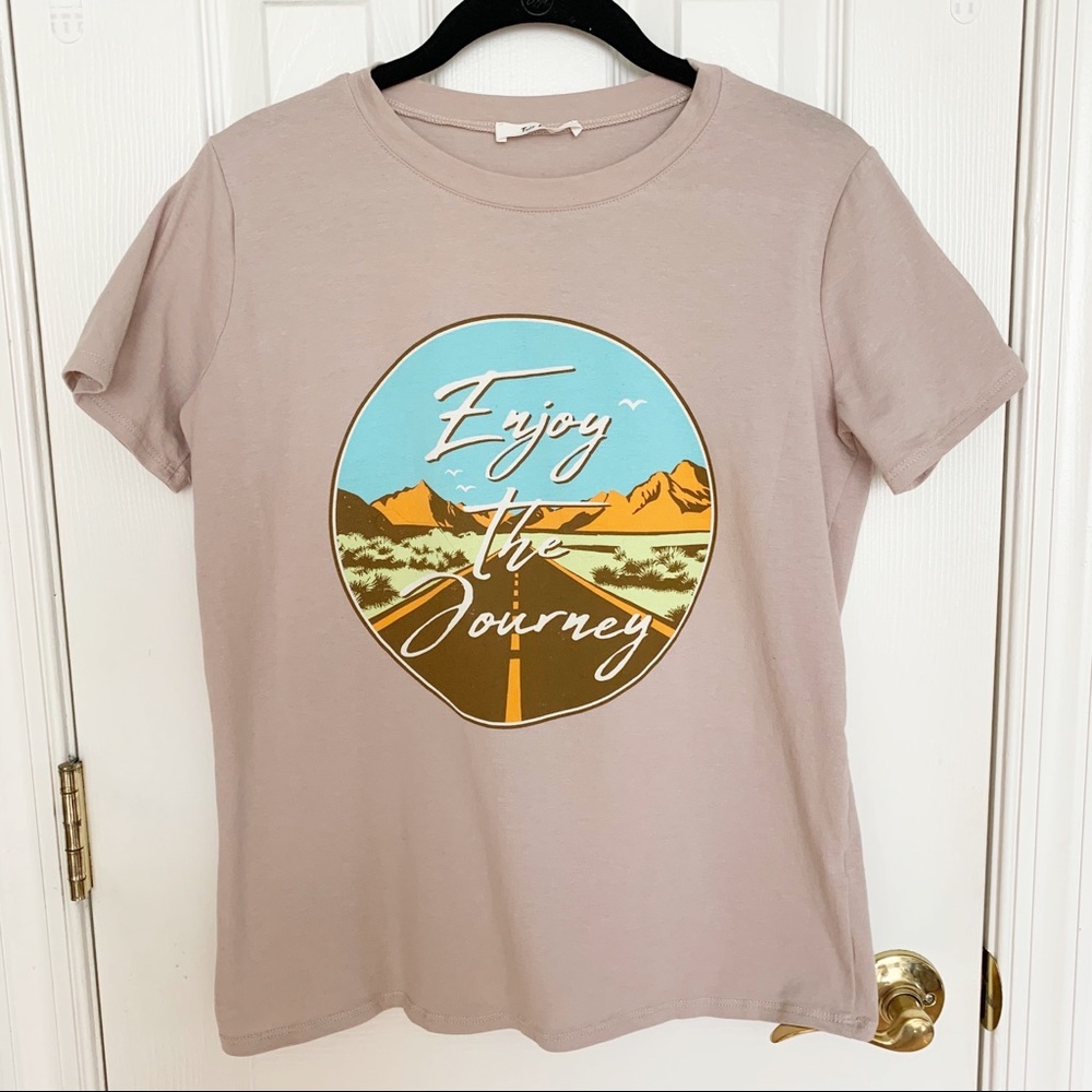 Tres Bien Tan Enjoy the Journey Graphic Tee NWOT